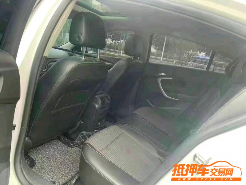 北京16年别克君威5