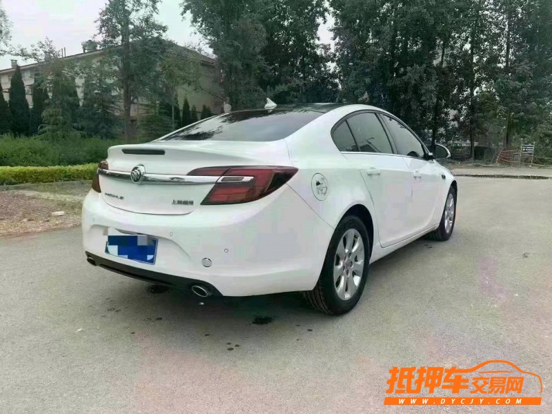 北京16年别克君威8