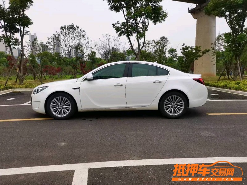 北京15年别克君威8