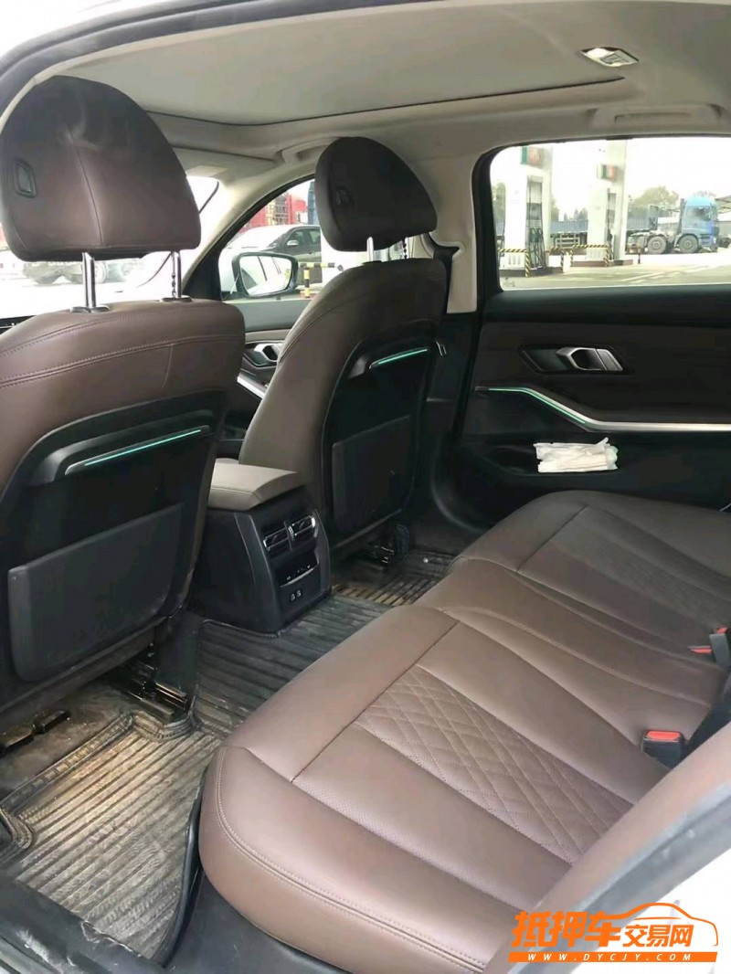 徐州21年宝马3系6