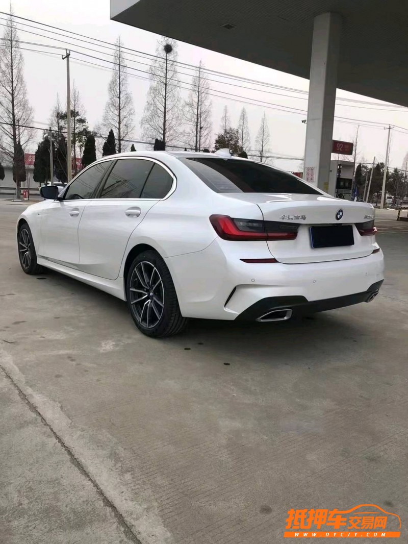 徐州21年宝马3系8