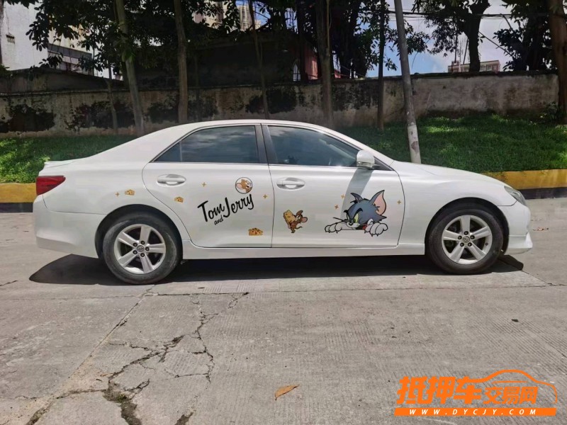 东莞14年丰田锐志5