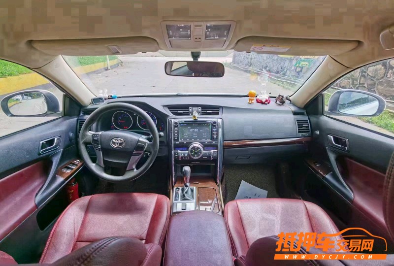 东莞14年丰田锐志8