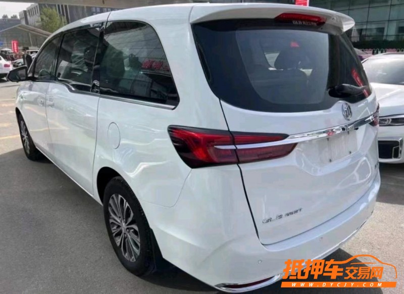 邢台22年别克GL84