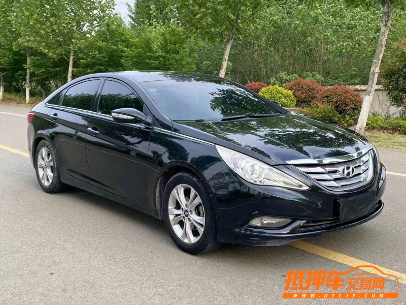 徐州13年现代索纳塔八2