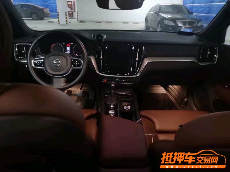 延安19年沃爾沃S60L7