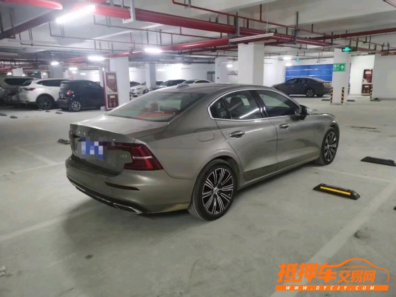 延安19年沃爾沃S60L2