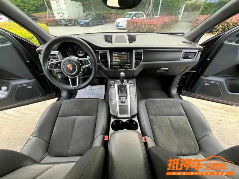 金華14年保時捷Macan6