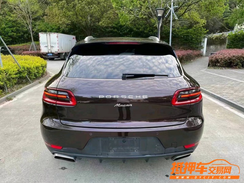金華14年保時捷Macan7