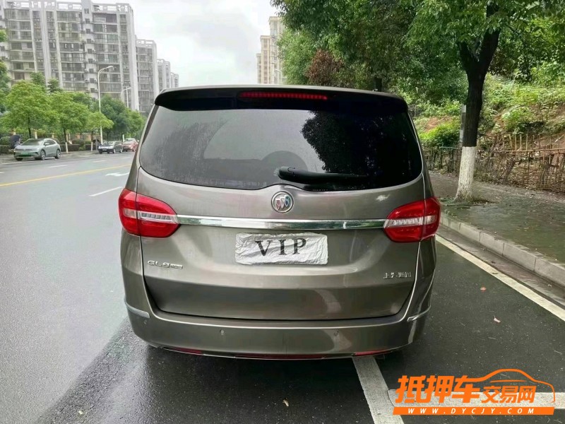 衡陽18年別克GL82