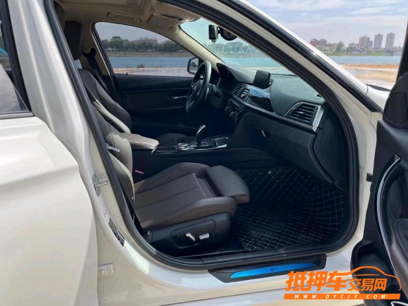 盐城19年宝马3系4