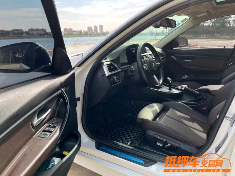 盐城19年宝马3系6