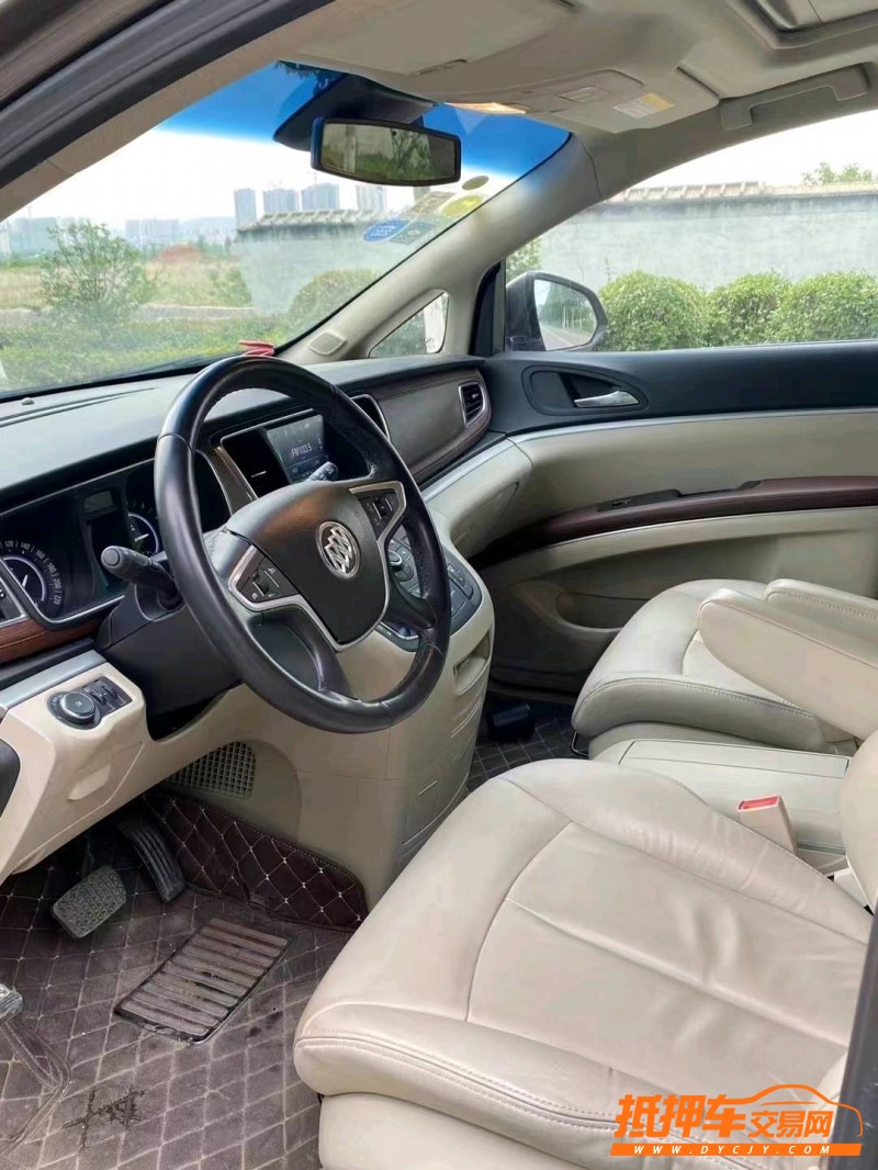 徐州18年别克GL84