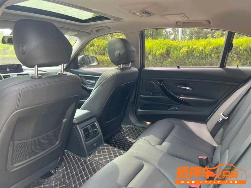 盐城19年宝马3系5