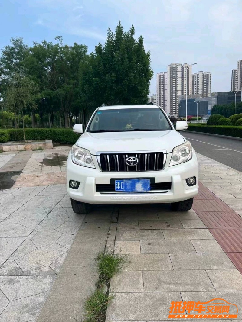 潍坊11年丰田普拉多9