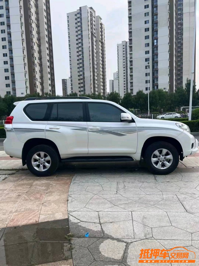 潍坊11年丰田普拉多6