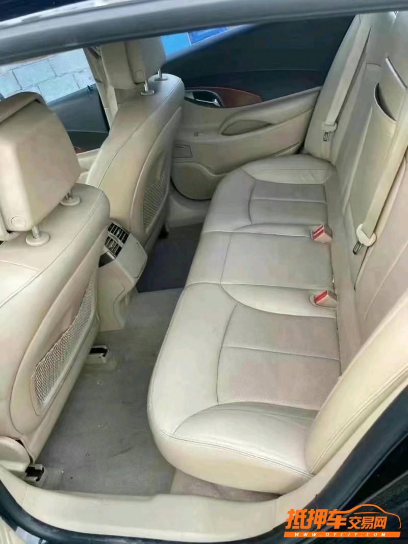 潍坊14年别克君越5