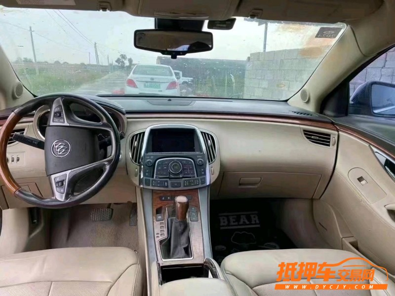 潍坊14年别克君越6