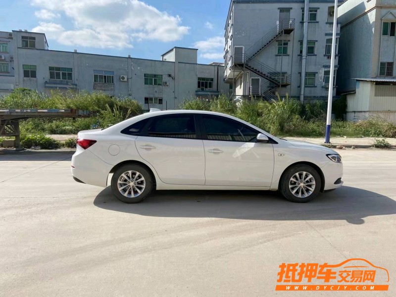 东莞19年别克英朗7