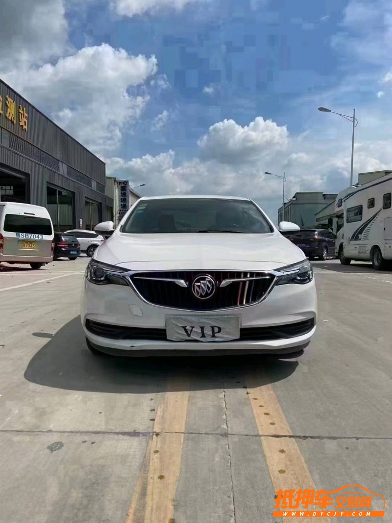 东莞18年别克英朗1