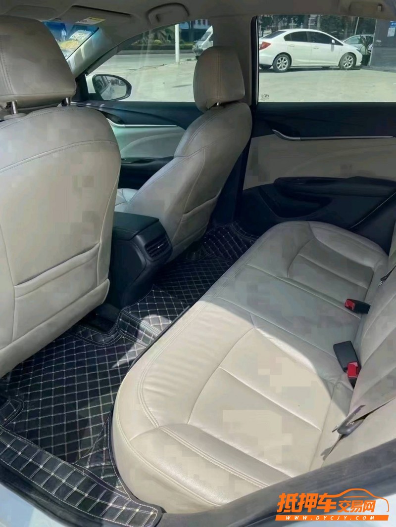 东莞18年别克英朗5
