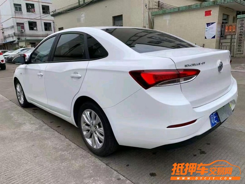 中山21年别克英朗6