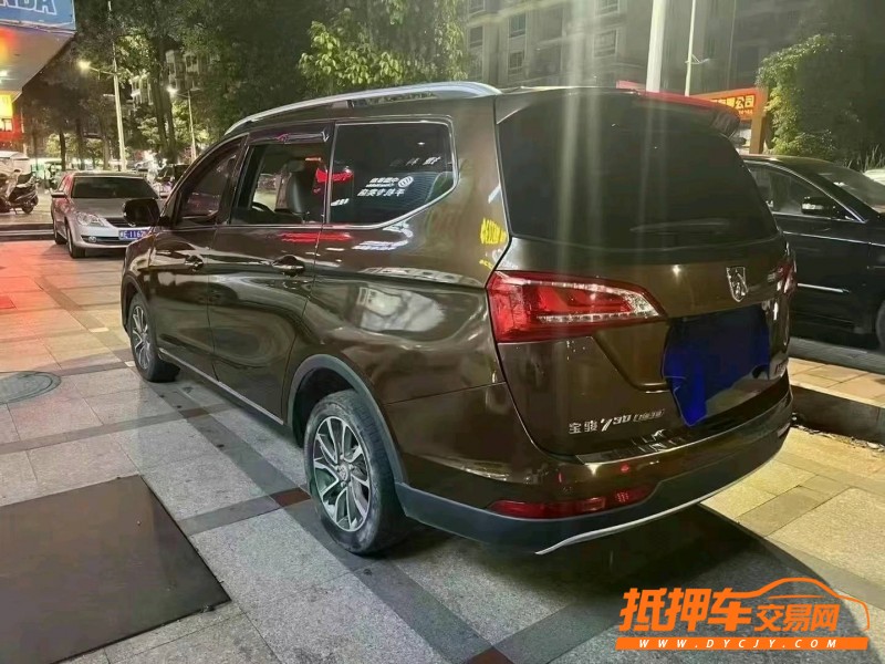 廈門18年寶駿7303