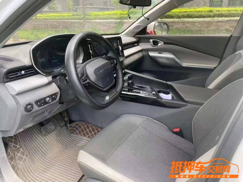 桂林20年寶駿RC56