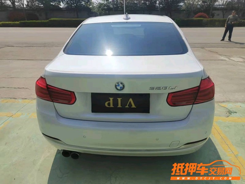 徐州17年宝马3系8
