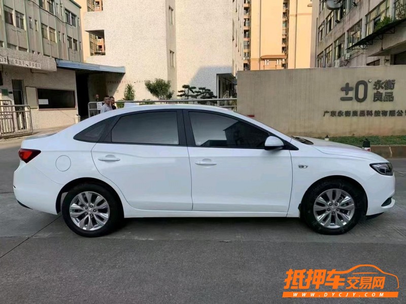 中山19年别克英朗2