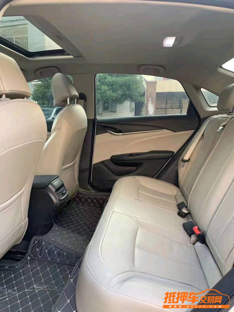 中山19年别克英朗7