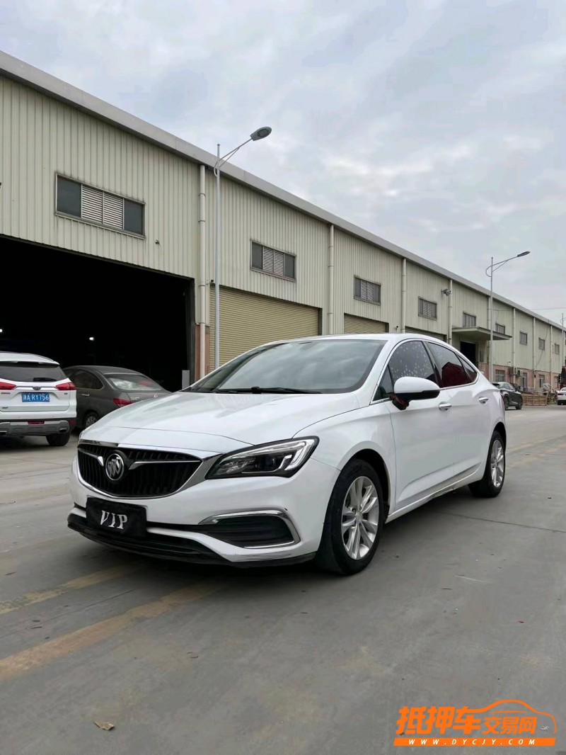 东莞18年别克威朗2