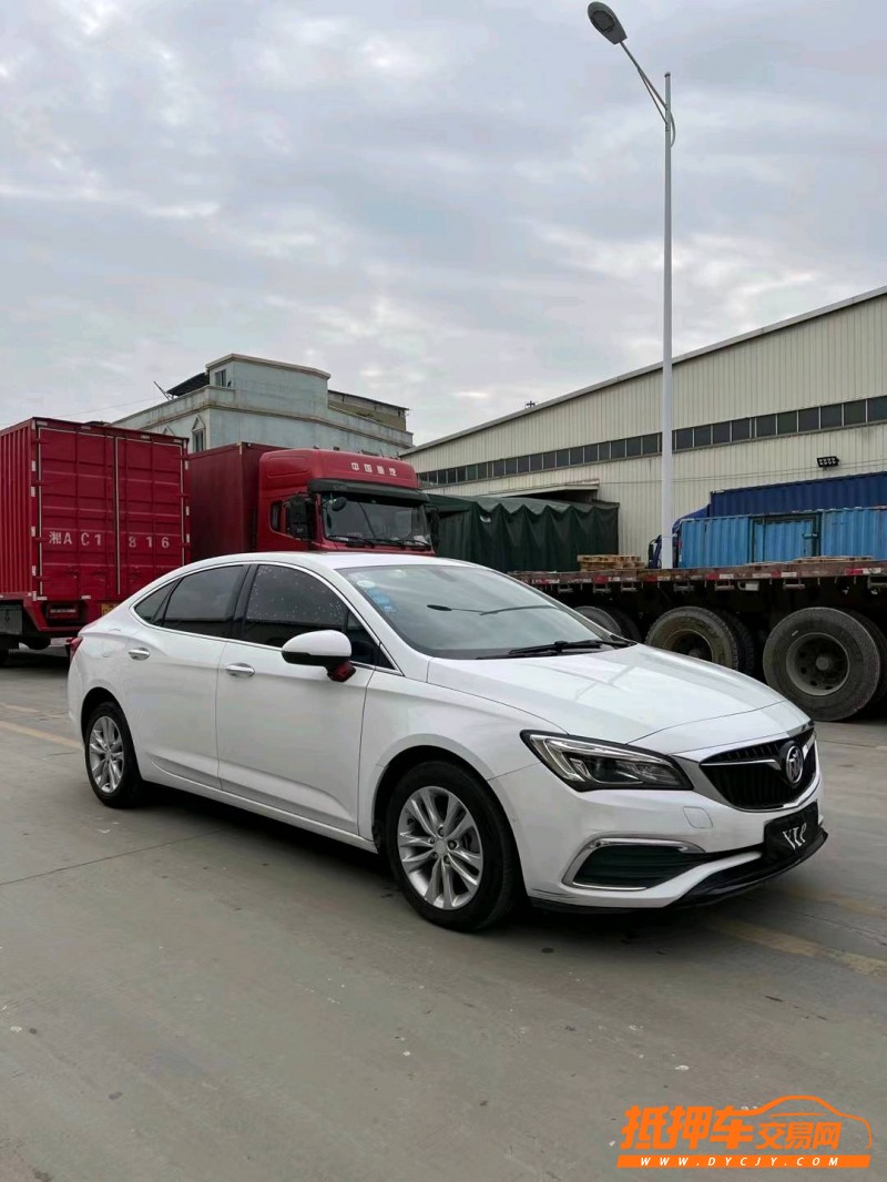 东莞18年别克威朗3