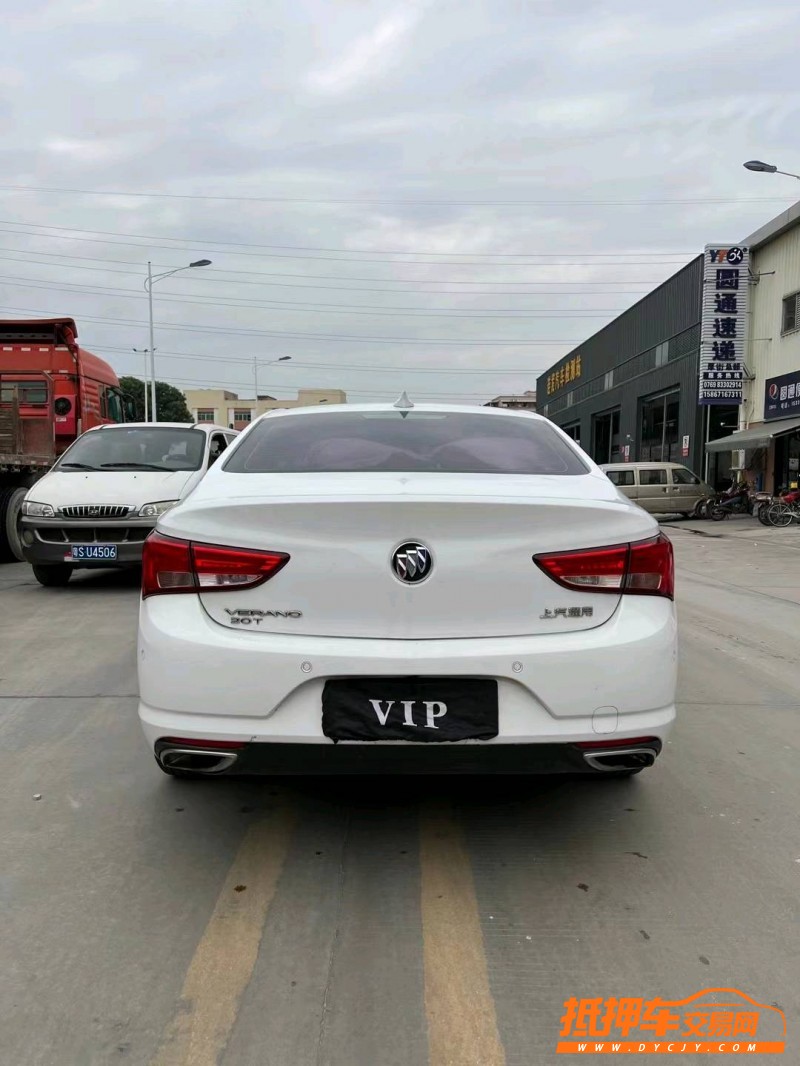 东莞18年别克威朗9