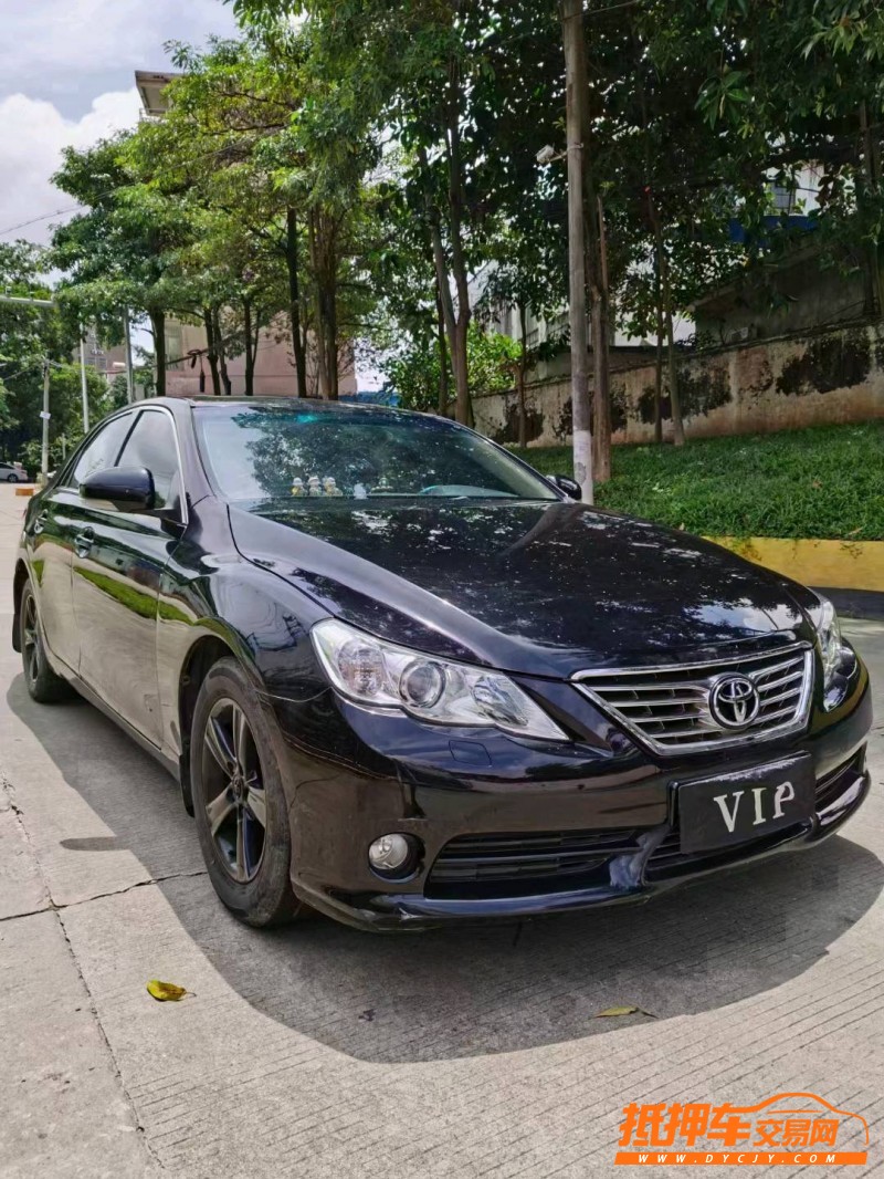 东莞12年丰田锐志3