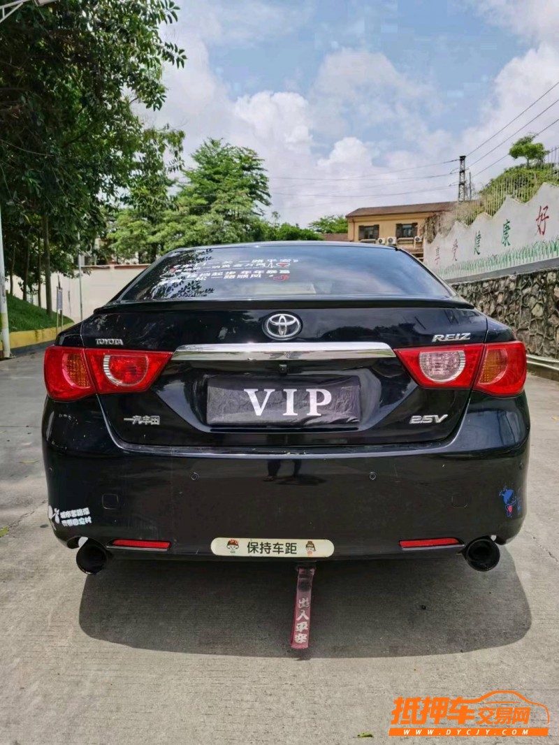 东莞12年丰田锐志9