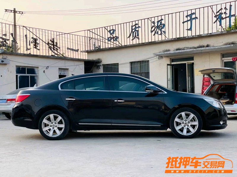 徐州12年别克君越4