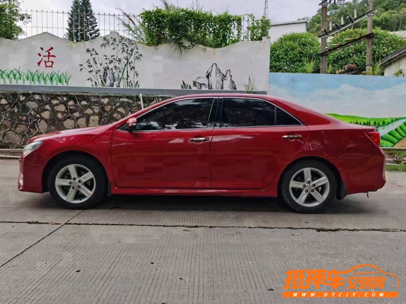 东莞13年丰田凯美瑞5