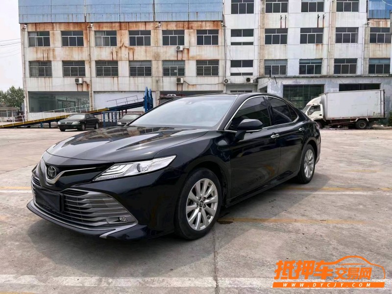 潍坊18年丰田凯美瑞3