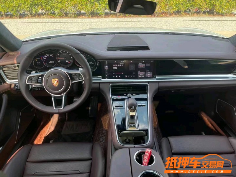安陽21年保時捷帕拉梅拉6