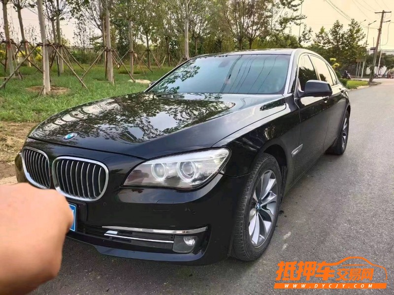 潍坊11年宝马7系2