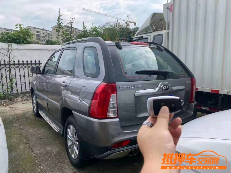 邵陽13年起亞獅跑3