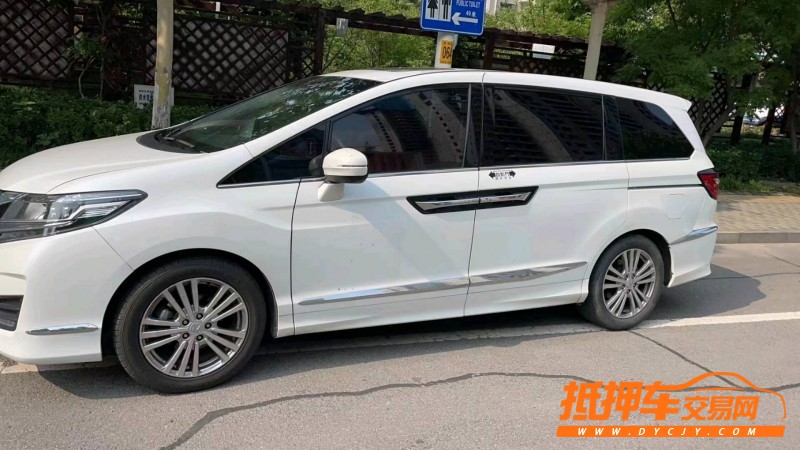 潍坊18年本田艾力绅8