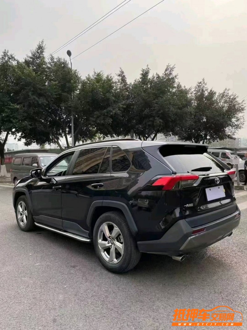 重慶19年豐田RAV4榮放7