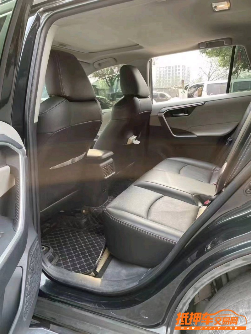 重慶19年豐田RAV4榮放8