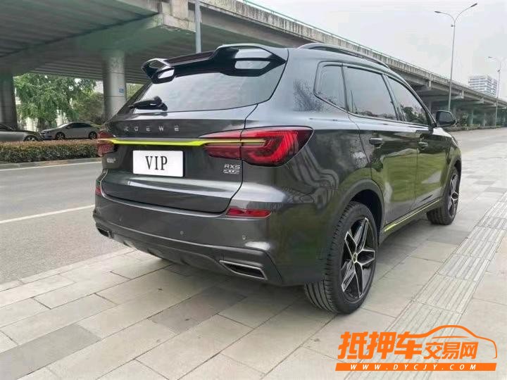 廈門22年榮威RX58