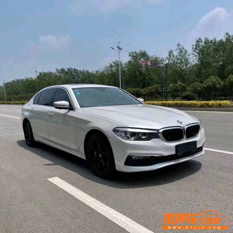 潍坊17年宝马5系3