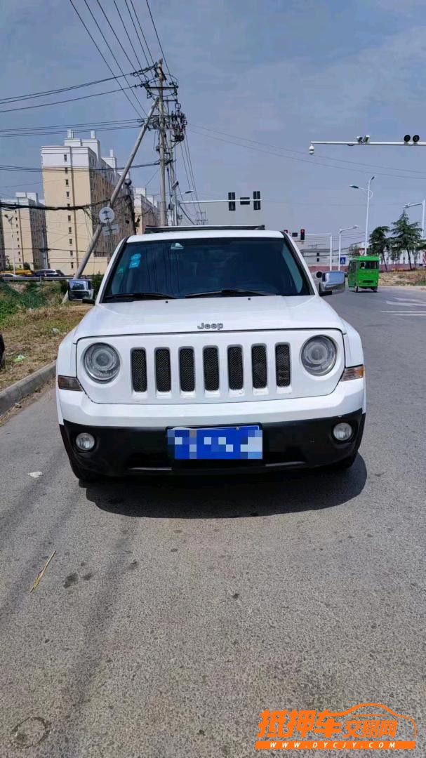 煙臺14年Jeep自由客1