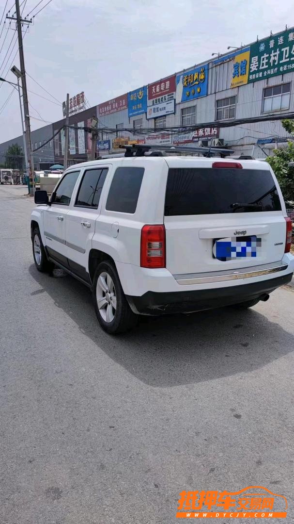 煙臺14年Jeep自由客2
