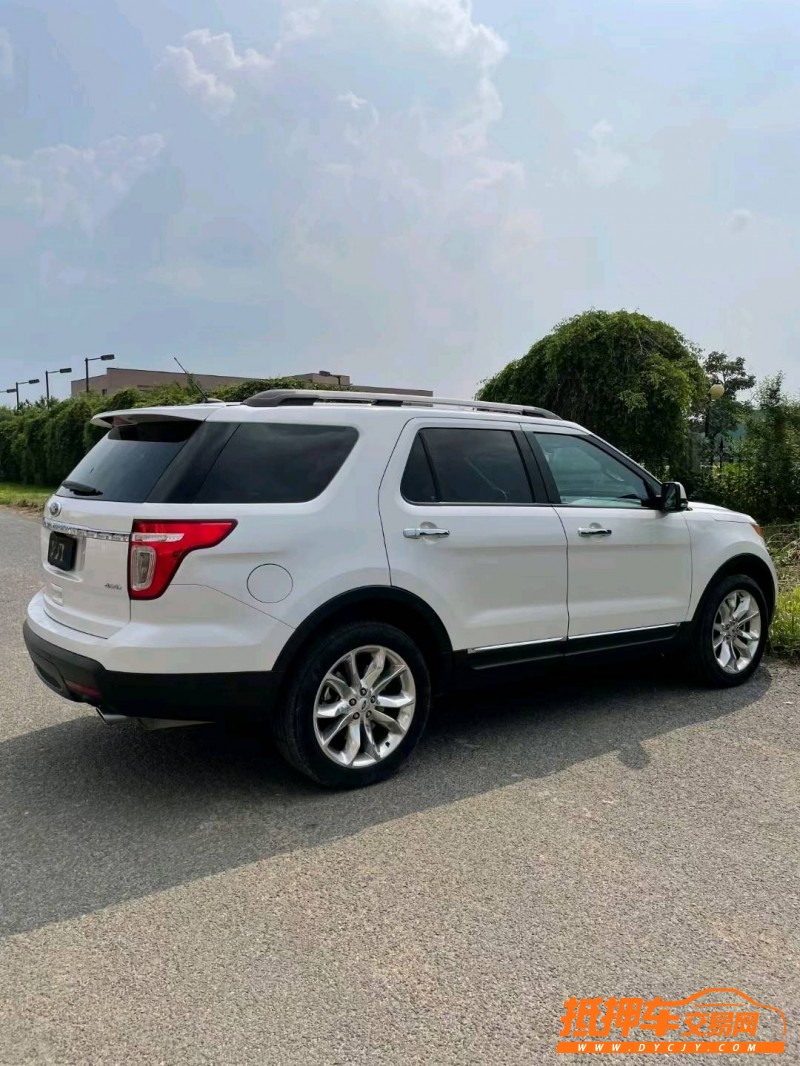 沈阳13年福特探险者5